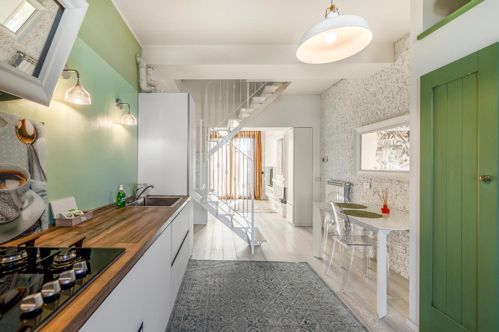 Bright Loft - Free Private Parking Apartment Милано Екстериор снимка