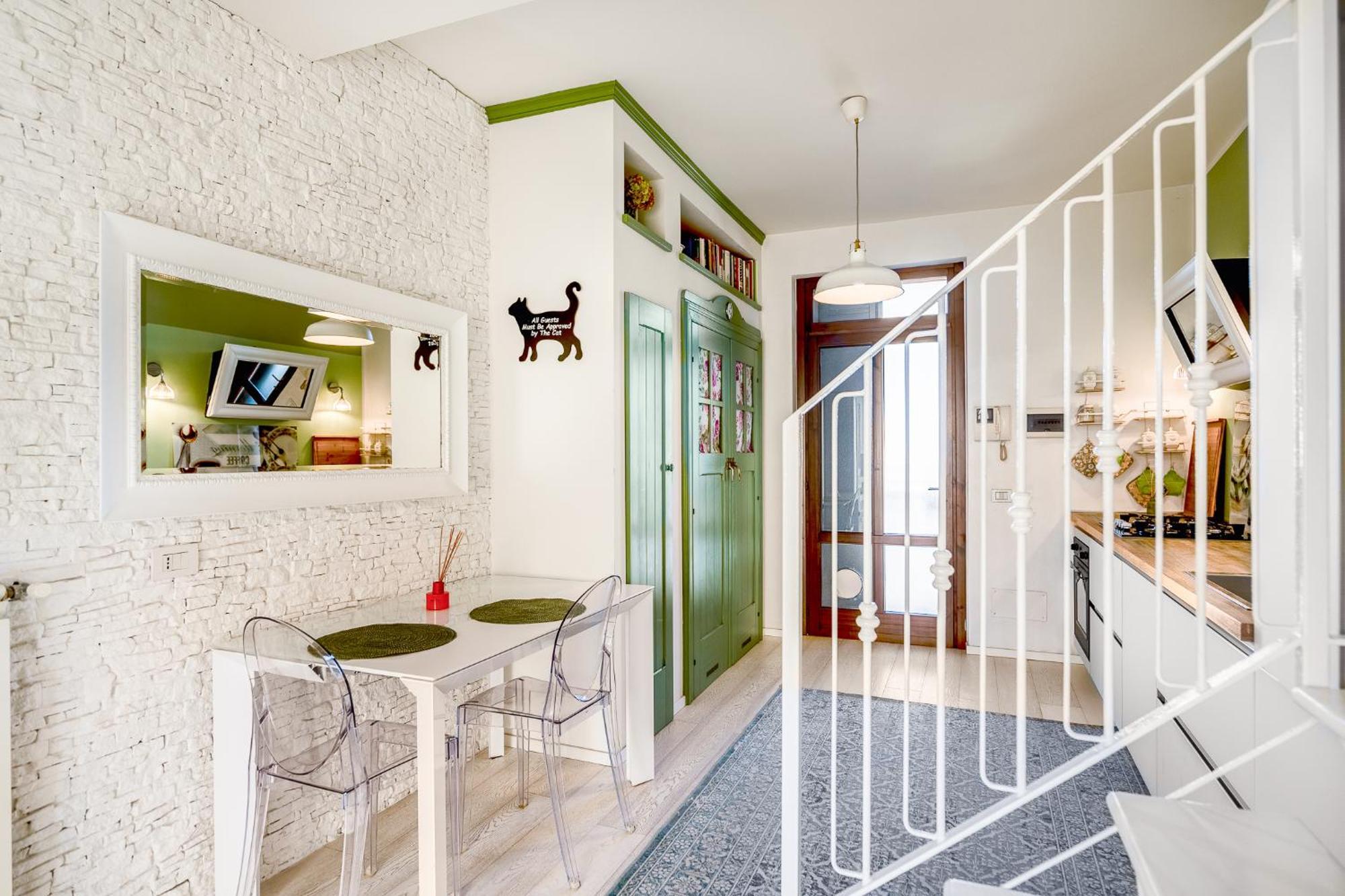 Bright Loft - Free Private Parking Apartment Милано Екстериор снимка