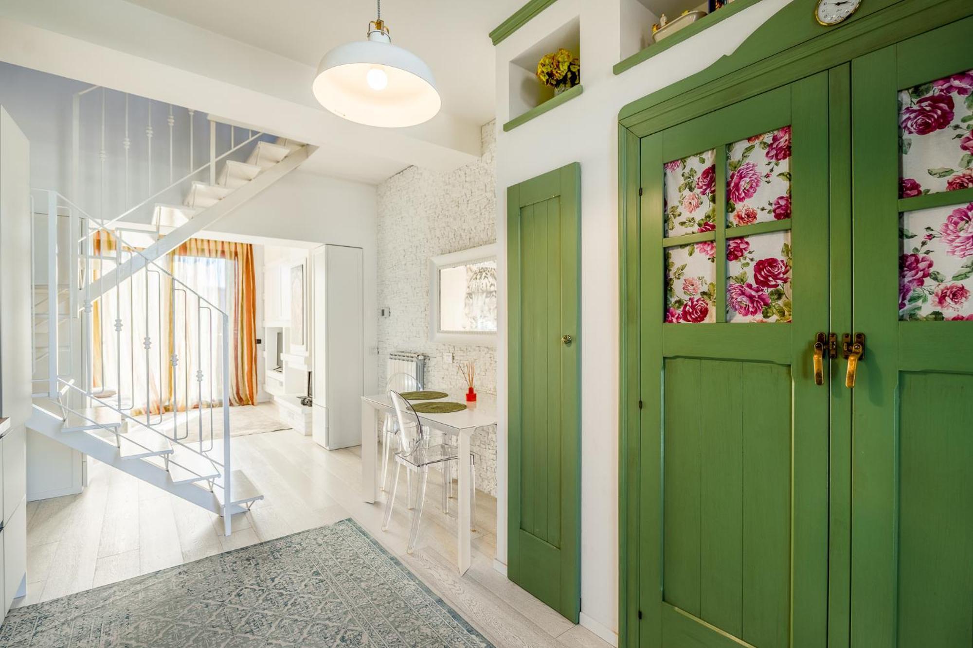 Bright Loft - Free Private Parking Apartment Милано Екстериор снимка